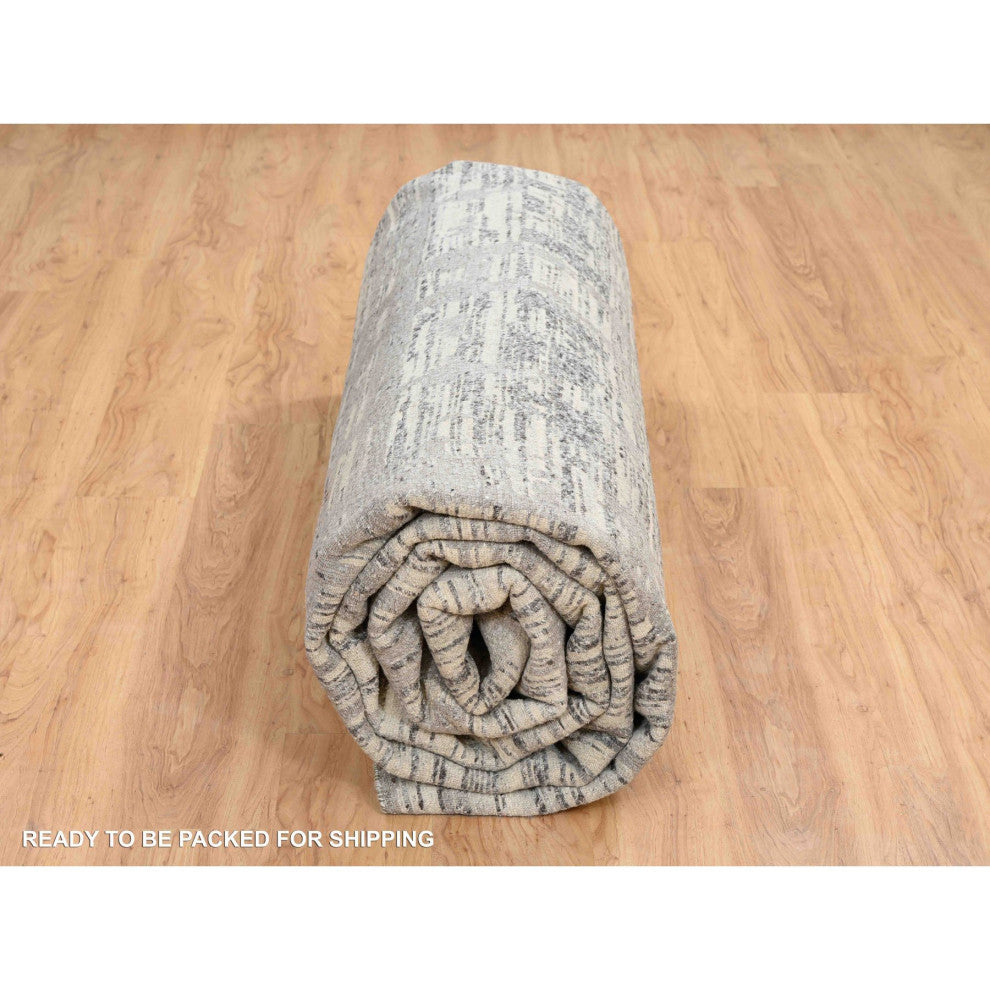 Light Gray, Modern Design, Natural Wool, Hand Knotted Square Rug, 13'7"x14'0"