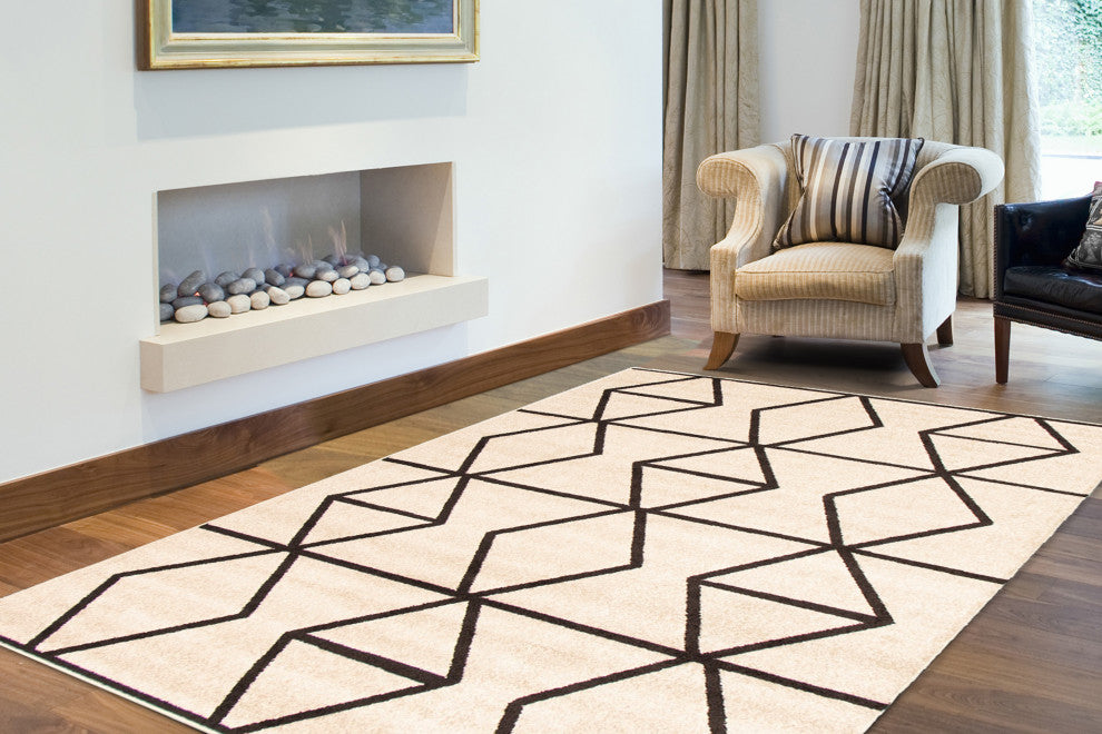 Ana eCarpetGallery Area Rug, Ivory-Dark Brown, 5''3"x7''3"
