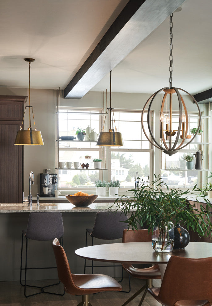 Chandelier Cartwright Single Tier Pendant in Rustic Brass