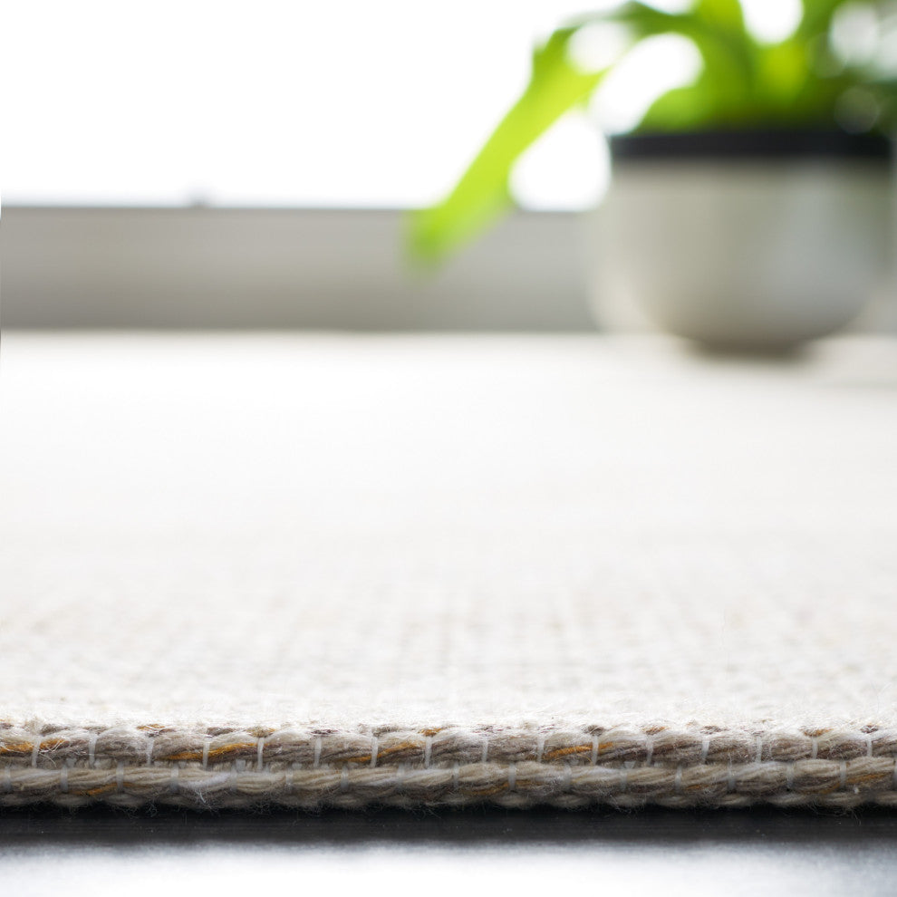 Safavieh Augustine Collection, AGT501 Rug