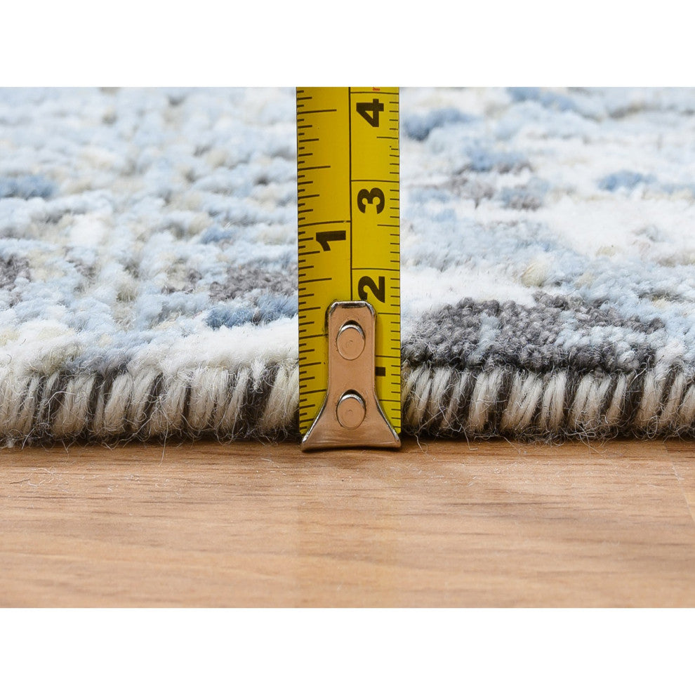 Gray and Blue, Wool and Silk Hand Knotted, THE HONEYCOMB Rug, 2'8"x5'10"