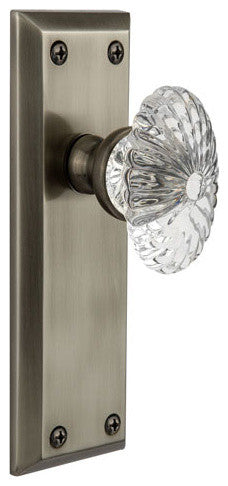 Grandeur Privacy-Fifth Avenue Plate-Burgundy Crystal Knob-Antique Pewter