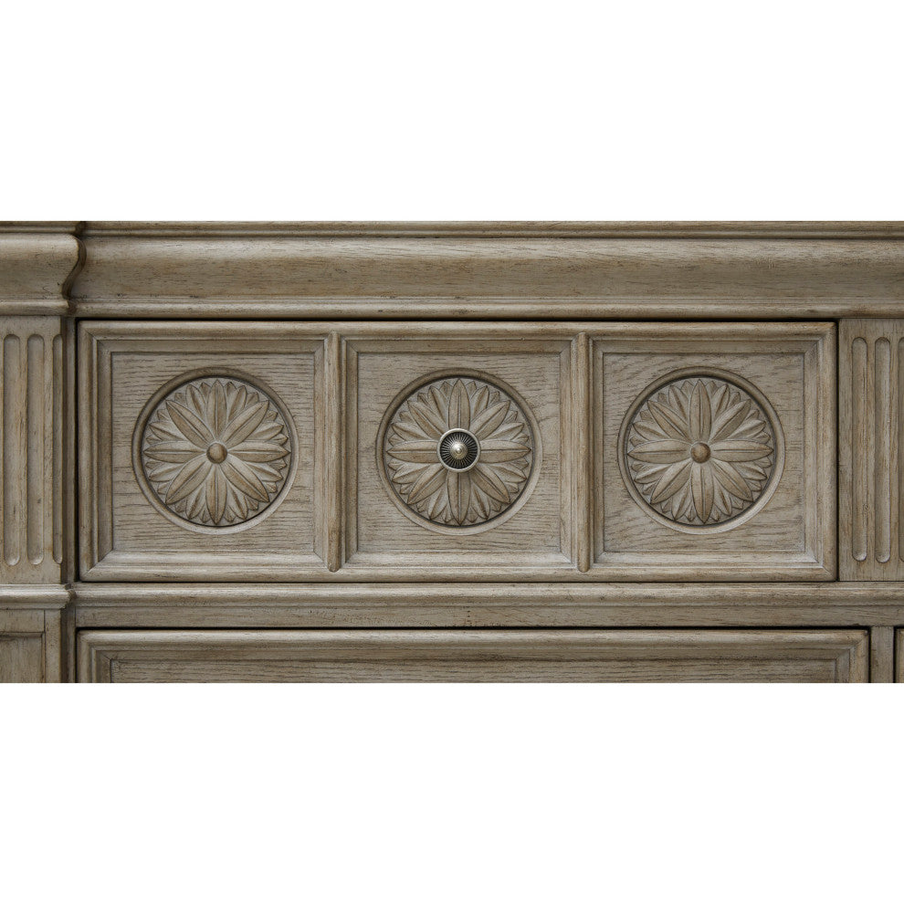 Kingsbury 10 Drawer Master Chest by Pulaski Furniture