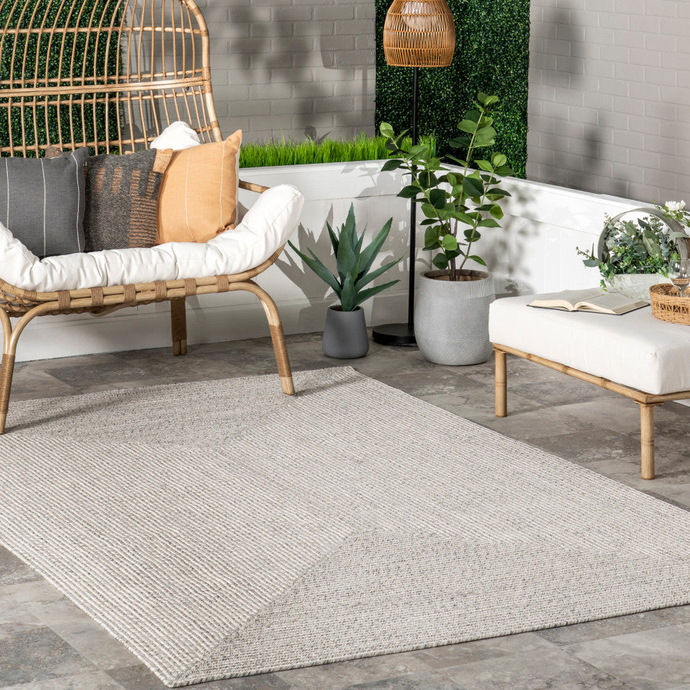 Nuloom Braided Lefebvre Indoor/Outdoor Area Rug, Ivory 7'6"x9'6"