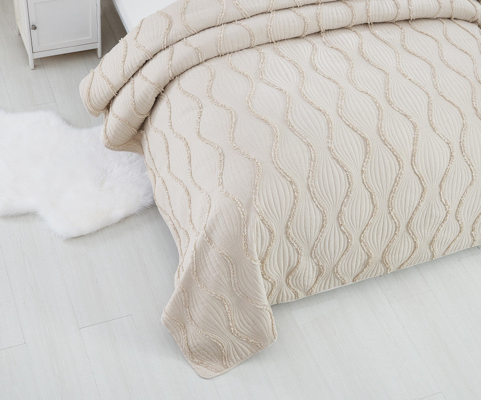 Vintage Classical French Country Boho Chic Ivory Tan Cream Ruffles Bedspread Set