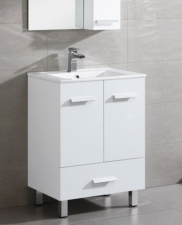 Fine Fixtures Atwood Vanity, White, 24"