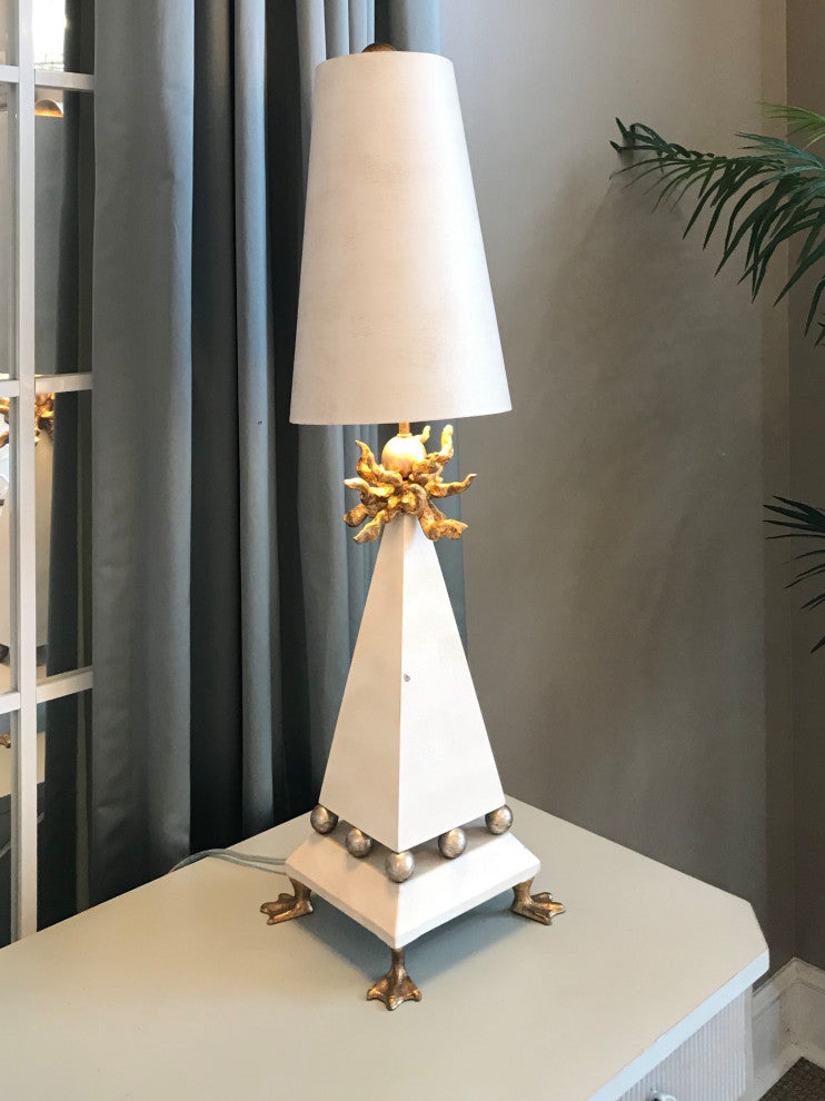 "Leda" Table Lamp