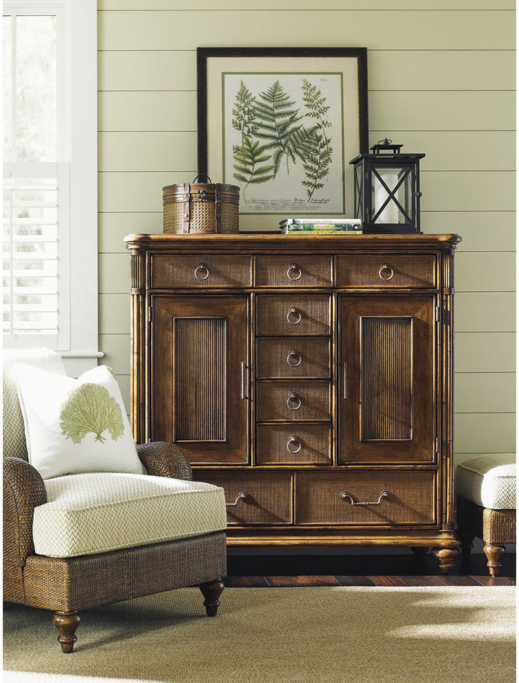 Balencia Gentlemans Chest