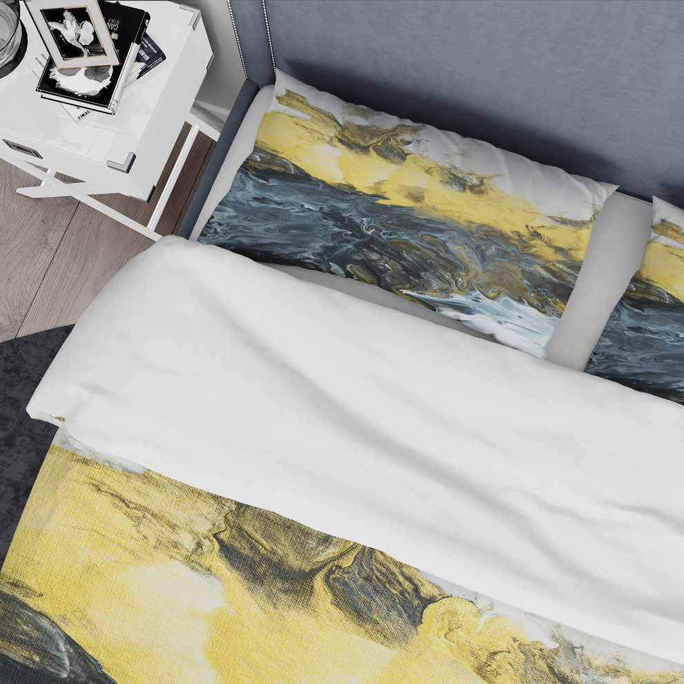 Gray Yellow and White Marble Composition Mid-Century Bedding, Twin