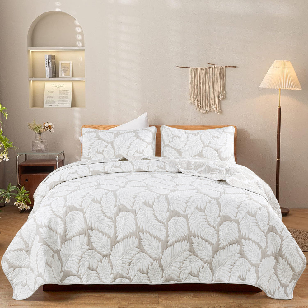 Matelasse Jacquard Quilt Set