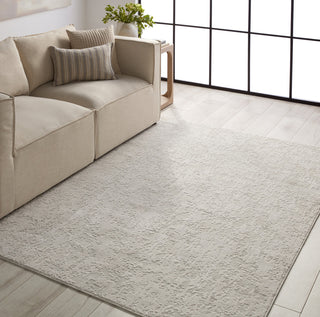Jaipur Living Arvo Abstract Silver/White Area Rug, 5'3"x7'6"
