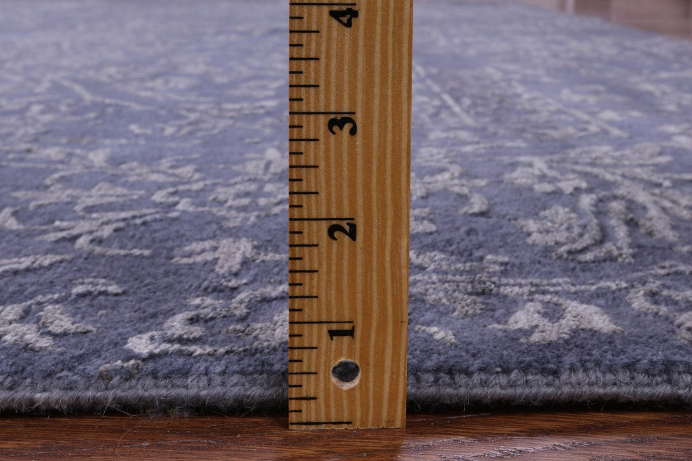8' 0" X 10' 0" Persian Handmade Wool and Silk Rug Q11752