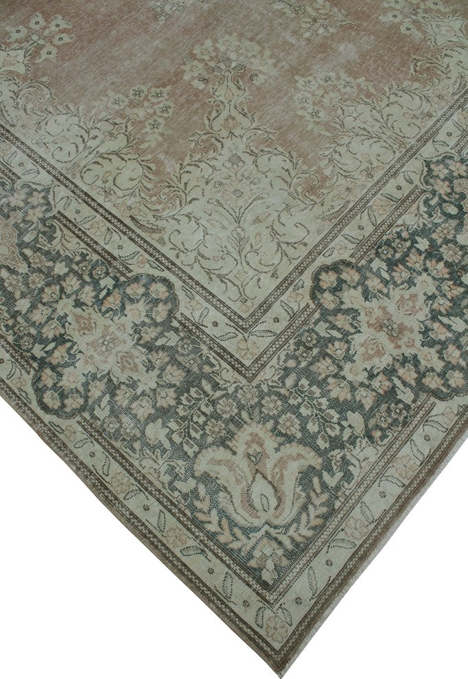 Fine Vintage Callen Peach Rug