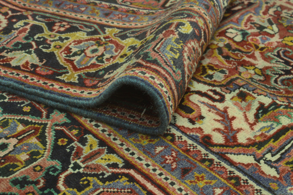 Fine Vintage Heriz Lyra Rust/Ivory Rug, 8'1 x 11'2