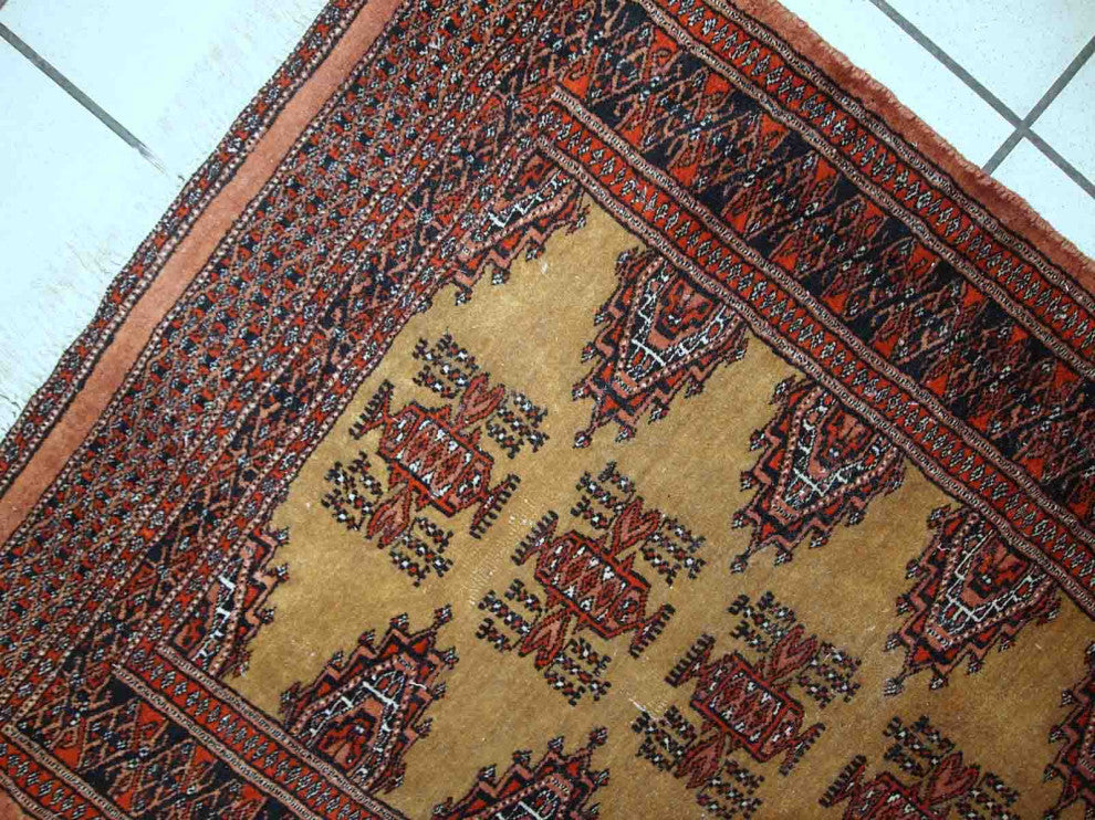 Handmade Vintage Uzbek Bukhara Rug, 2.5'x3.9', 77cm x120cm 1960s