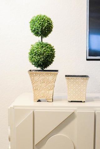 Light Green 5" Tin Pot Planter With Hard Liner, Dark Green