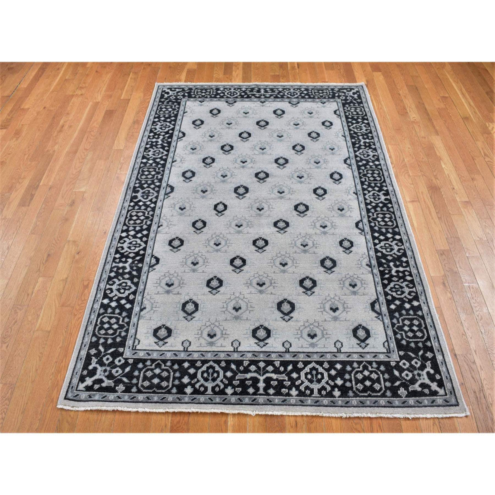 Cream Small Intricate Repetitive Design Pure Wool Hand Knotted Rug, 6'0"x9'0"