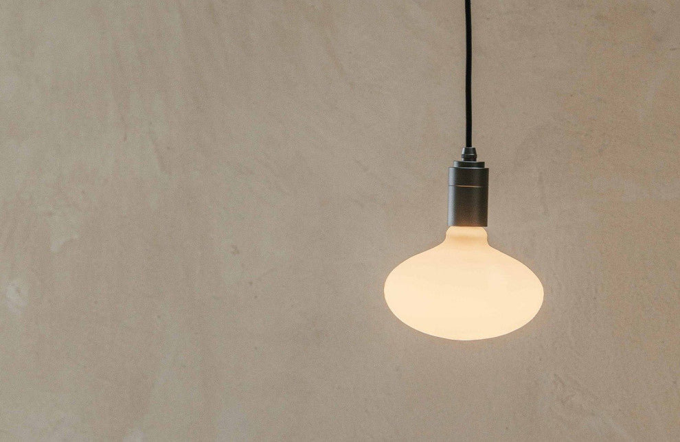 Oval bulb and Graphite pendant US