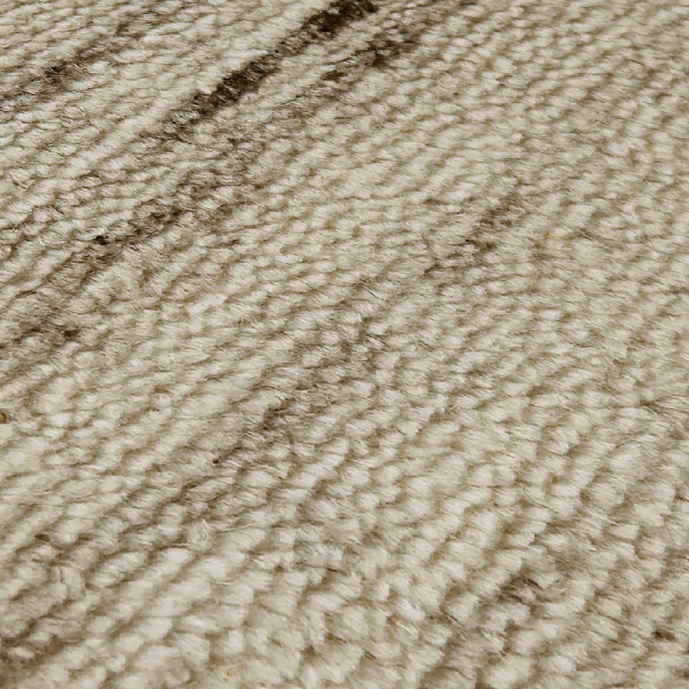 Heaven Lumia Area Rug, Ivory, 4' x 6', Striped