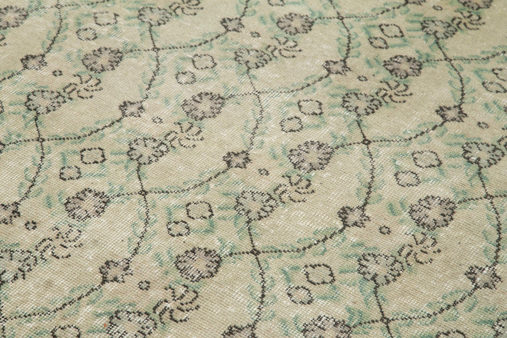 Rug N Carpet - Handwoven Turkish 5' 4'' x 8' 6'' Low Pile  Vintage Rug