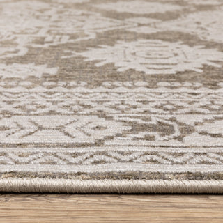 Iris Two-Tone Triple Medallions Grey/ Light Grey Area Rug 7'10" x 10'10"