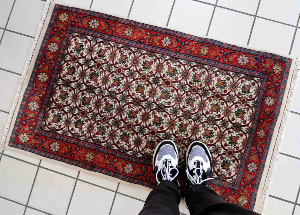 Handmade Vintage Indian Mahal Rug 2.5'x4.1', 78cmx125cm 1970s