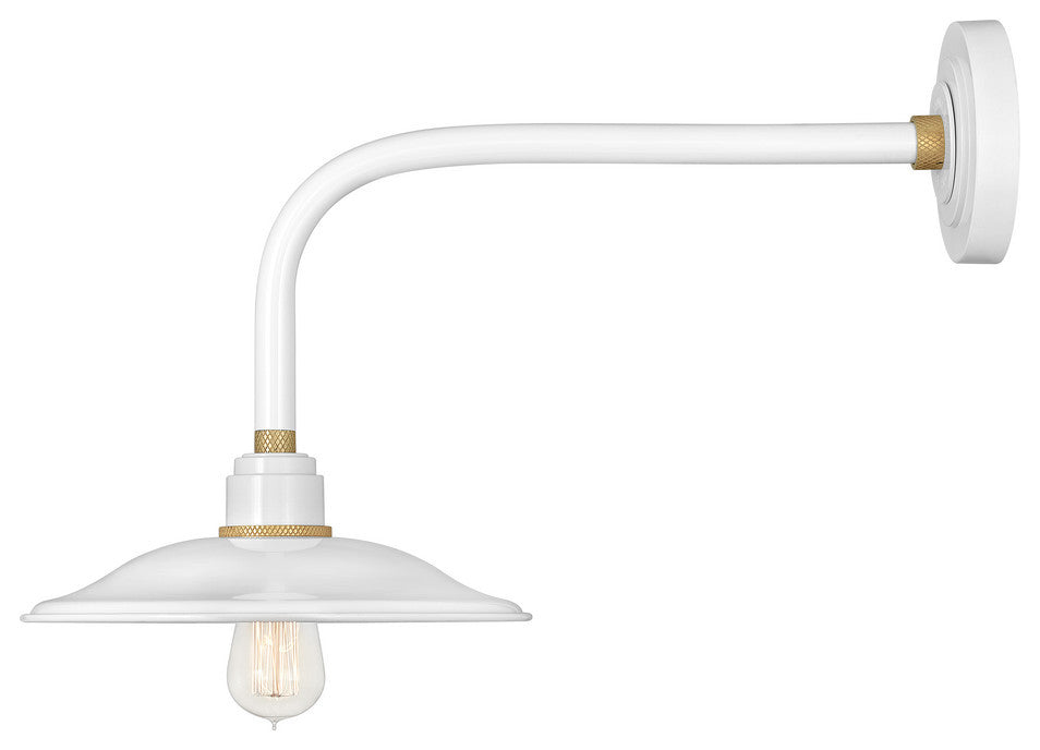 Hinkley Foundry 1-Light Outdoor Wall Mount Lantern, Gloss White