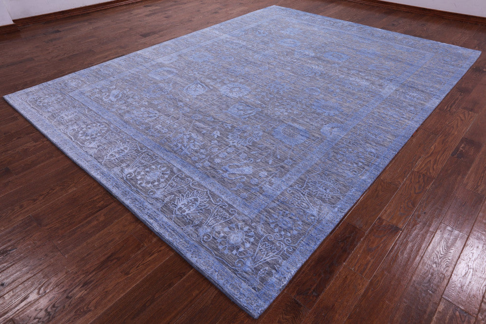 9' 0" X 12' 2" Handmade Wool & Silk Persian Rug - Q15827