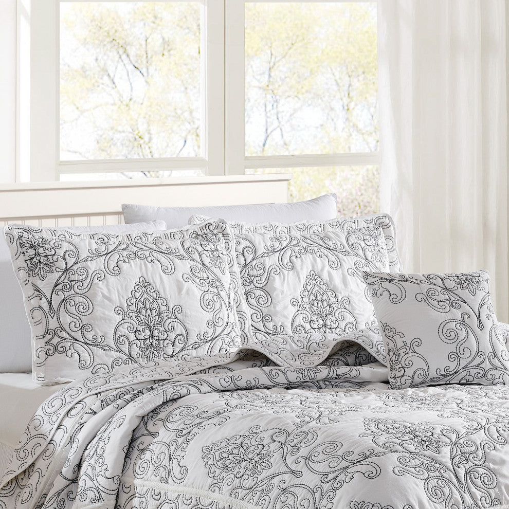 Damask Embroidered Quilted 4 Piece Bed Spread Sets, White, Queen