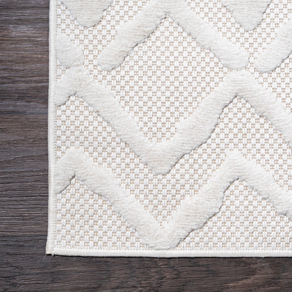Peralta Moroccan Diamond Indoor/Outdoor Ivory 5 ft. x 8 ft. Area Rug