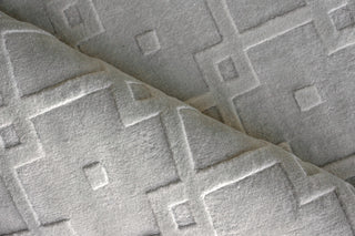 Camora Modern Handloomed Silky Nylon Light Silver Area Rug, 12'x15'