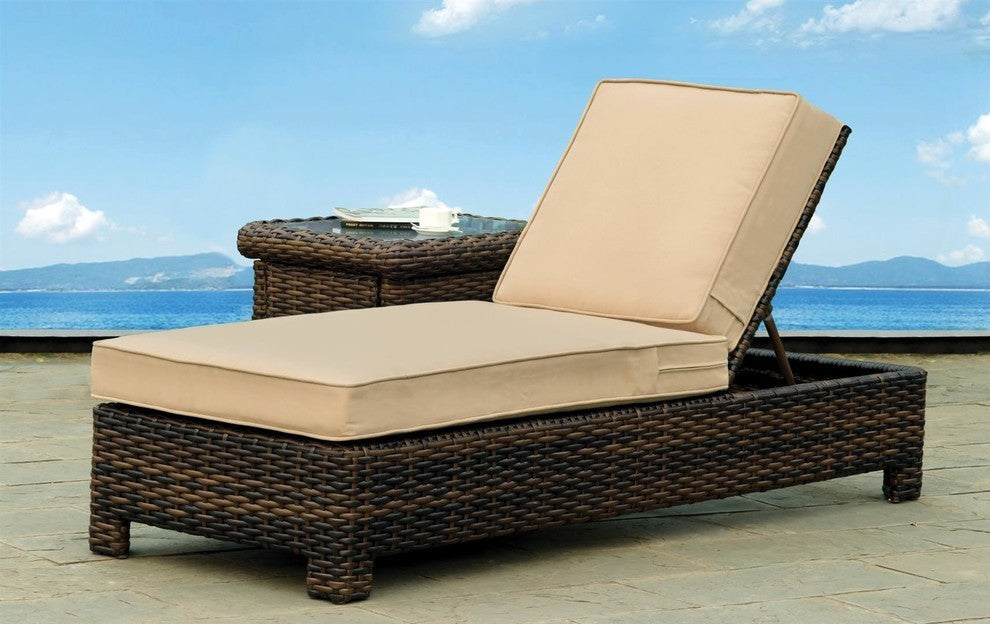 St. Tropez Chaise Lounge in Cast Slate