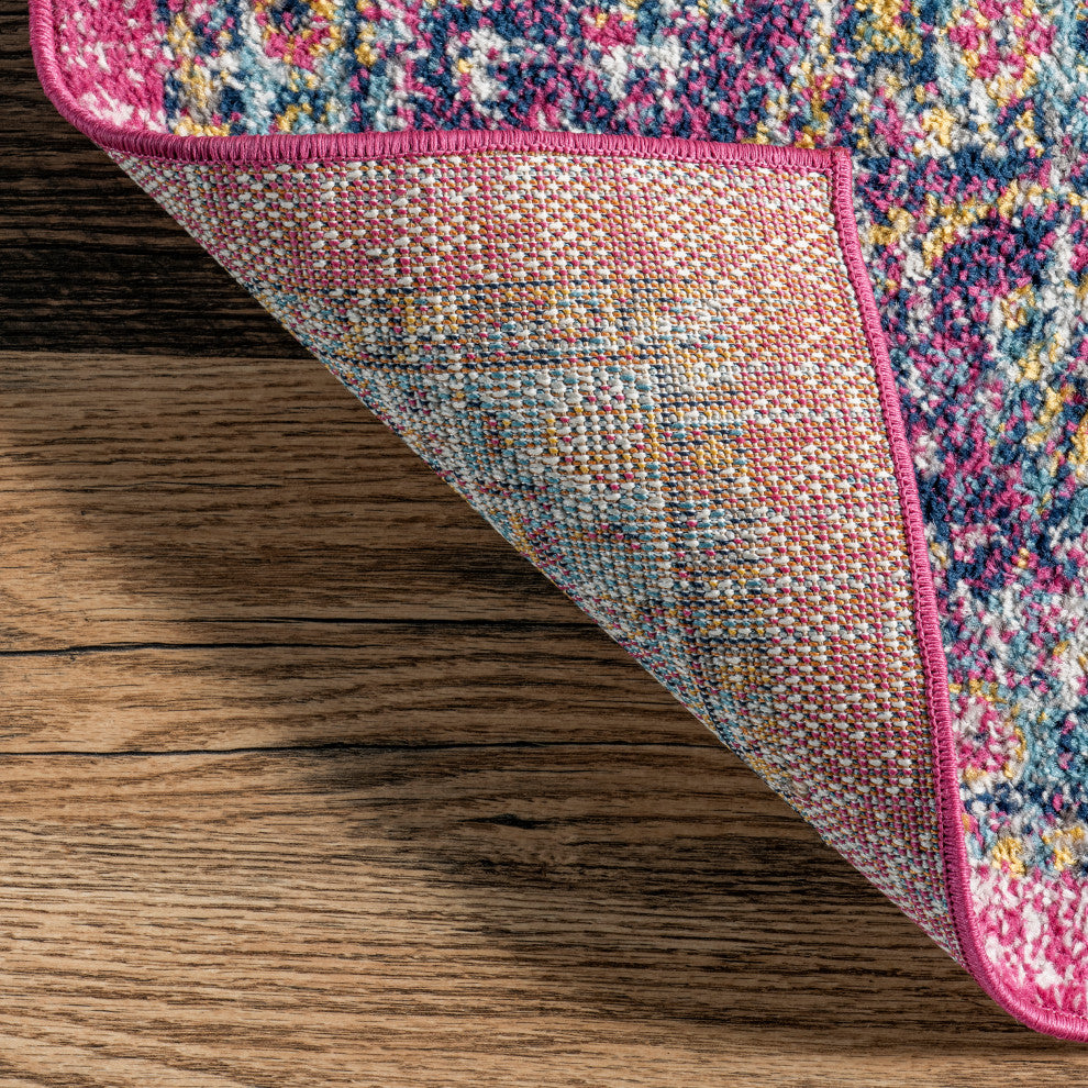 Nuloom Traditional Medallion Verona Rug, Fuchsia 6'Round