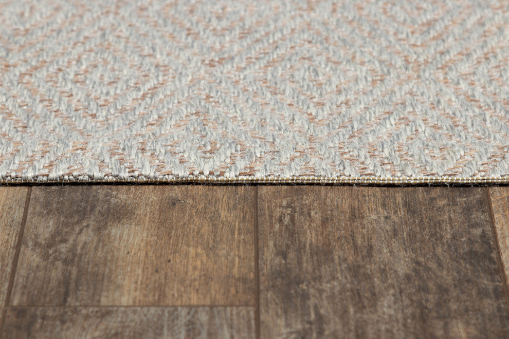 Momeni Como Diamond Geometric Indoor Outdoor Rug, Gray, 5''x7''6"
