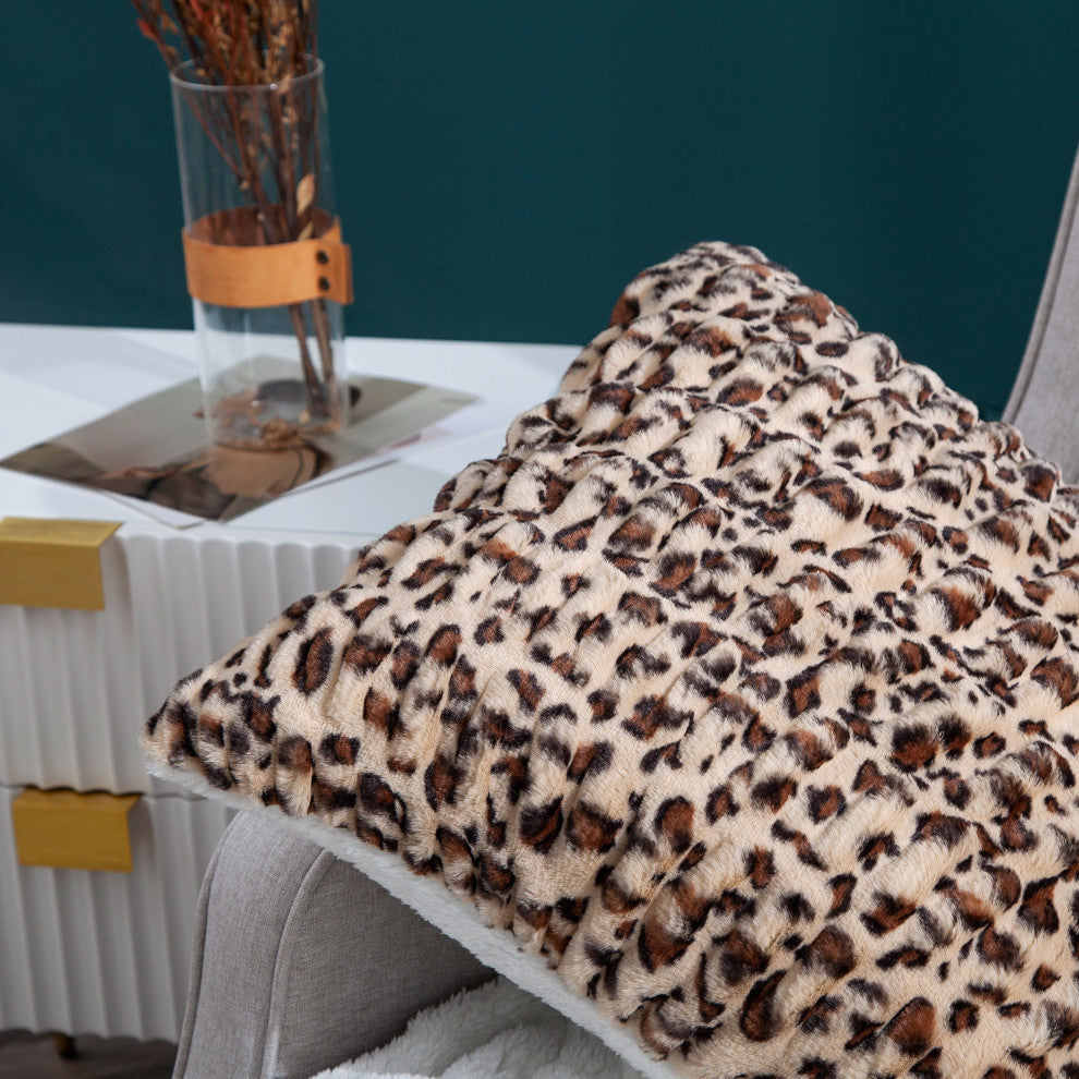 Faux Fur Shar Pei Pillow Shell 2 Piece Set, Leopard