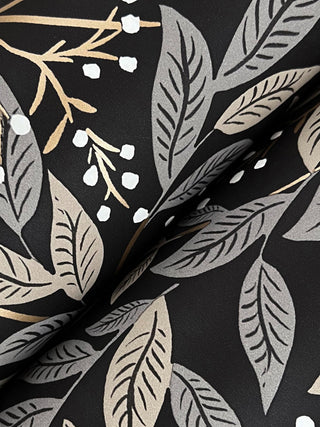 Willowberry Black Wallpaper