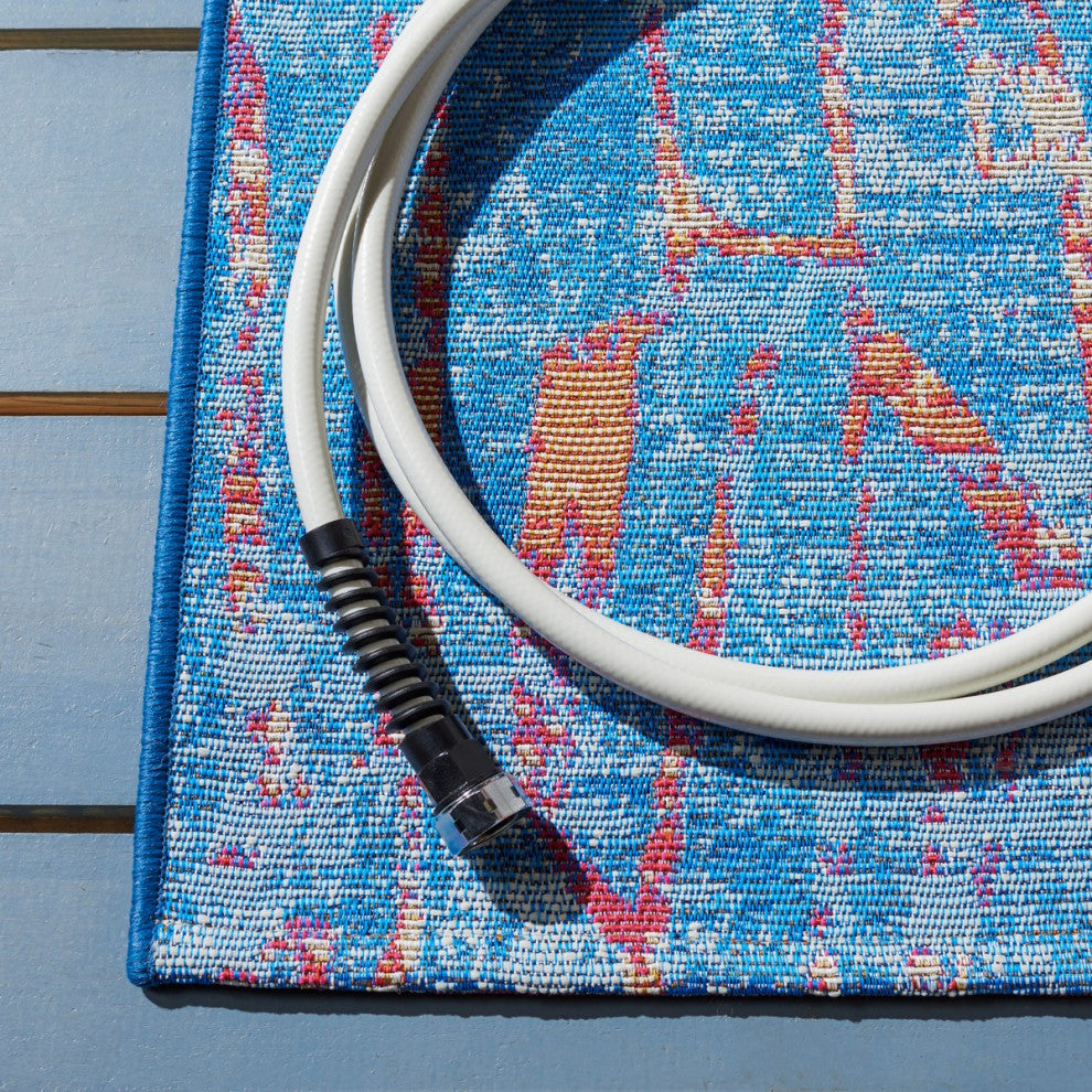 Safavieh Summer Collection Indoor-Outdoor SMR408 Rug, Blue/Red, 4'x6'