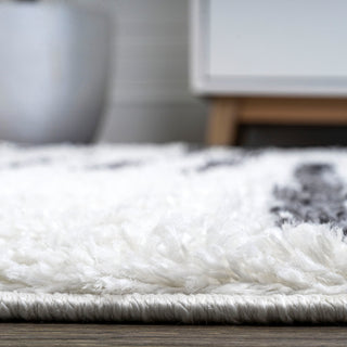 Petra Stripe Geometric Shag, White/Black, 3x5