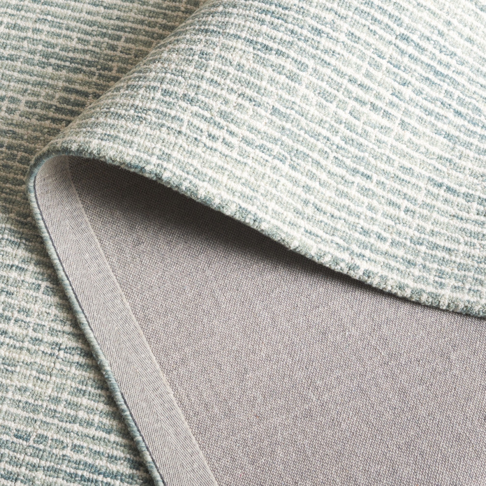 Safavieh Couture Ebony Collection EBN131 Rug, Green/Ivory, 6' Round