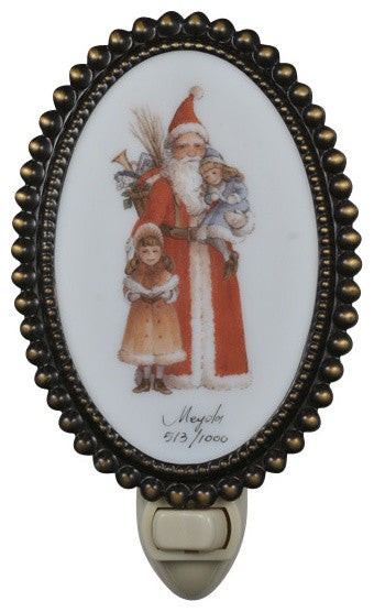 3.5W Christmas Father Christmas & Friends Fused Oval Night Light