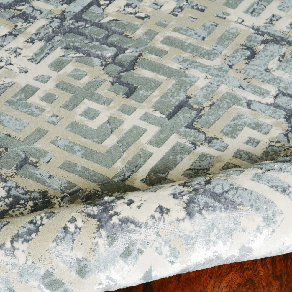 5' X 8' Sand Silver Geometric Maze Pattern Indoor Area Rug
