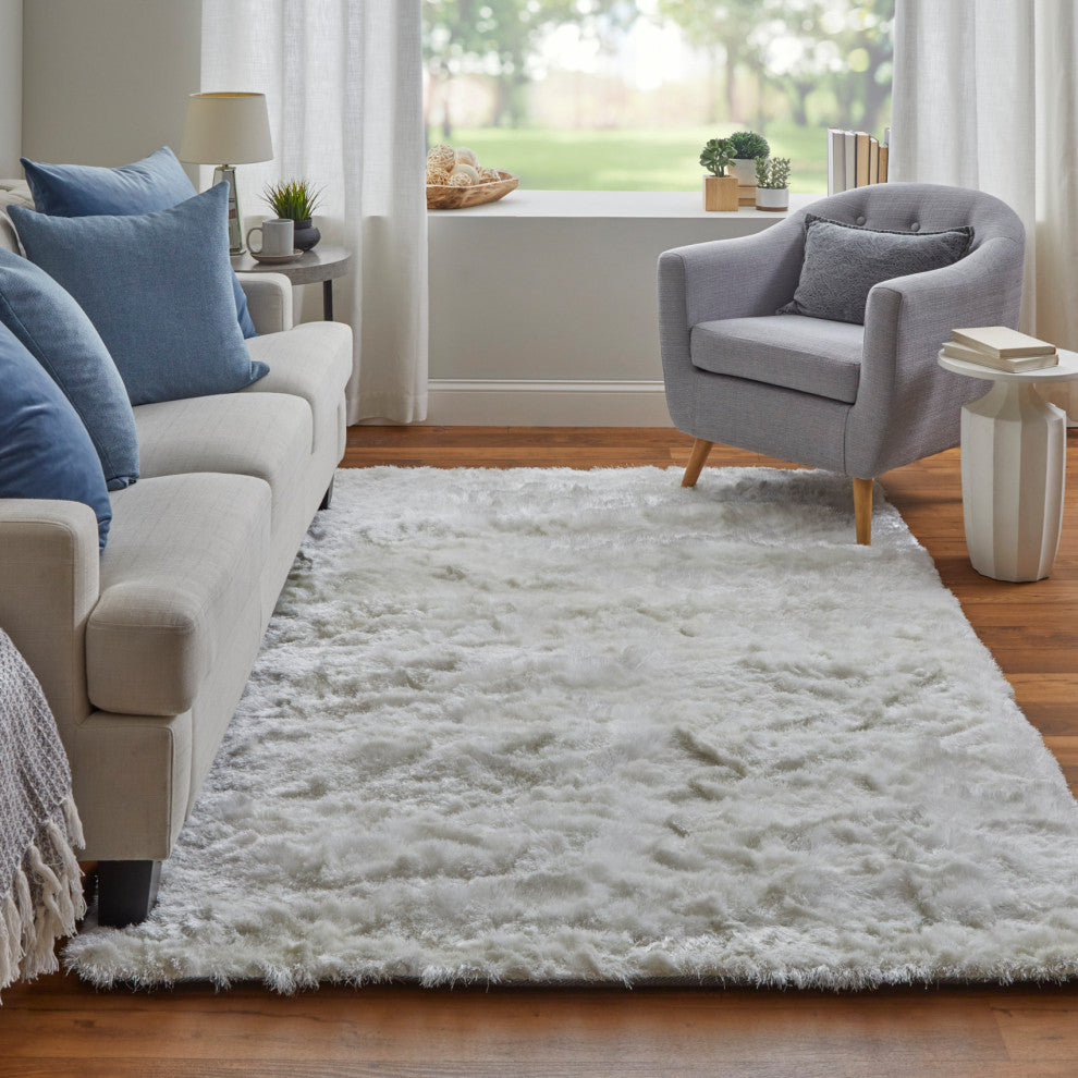 Weave & Wander Armada Plush Shag Rug, White, 4'9"x7'6"