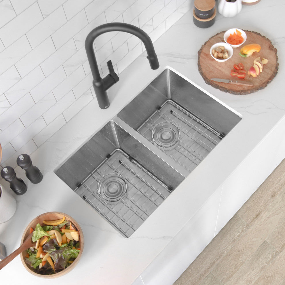 STYLISH 28"L x 18"W Undermount Kitchen Sink Double Bowl with Grids and Strainers