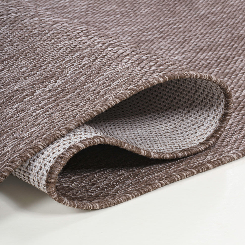Miles Modern Minimalist Radius Corner Solid Indoor/Outdoor Shaped Area Rug