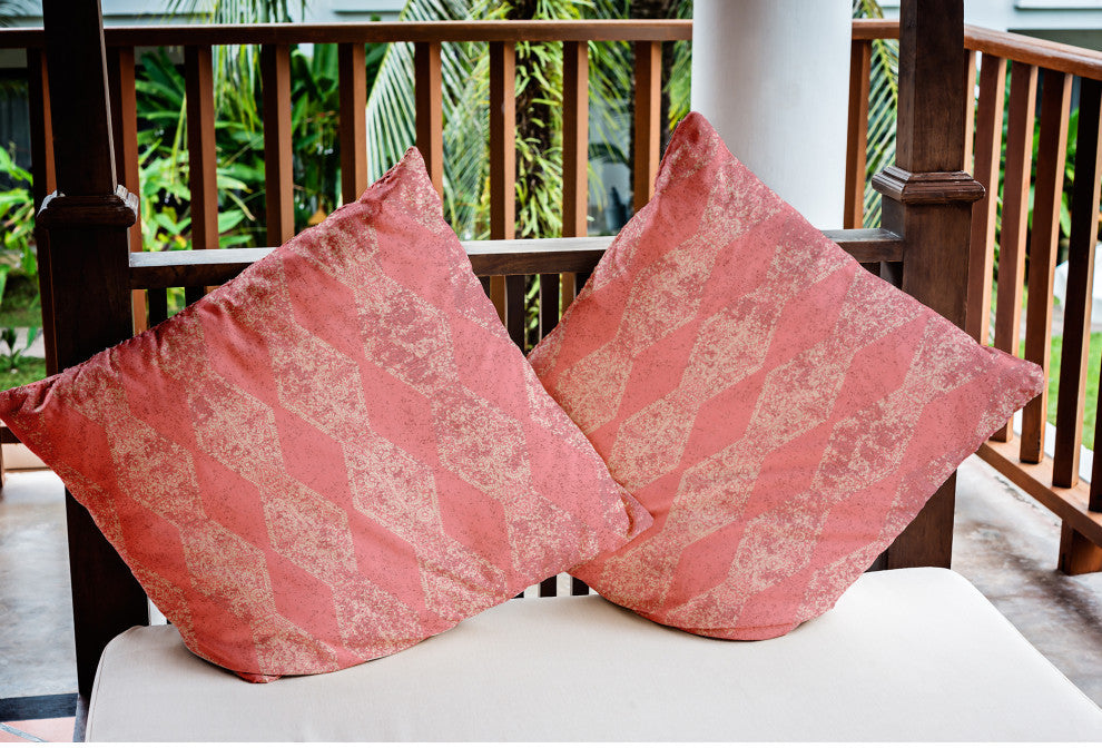 Pyramid Stripe Indoor/Outdoor Throw Pillow, Pink, 18x18"