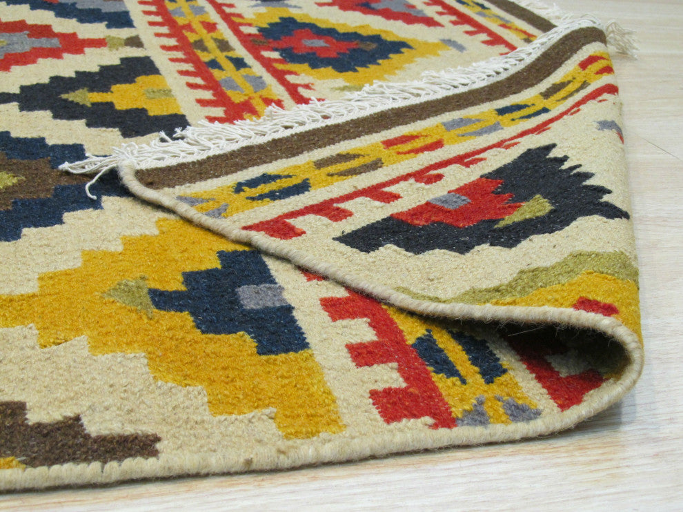 Handwoven Wool Ivory Traditional Geometric Kilim Rug, 8'x10'