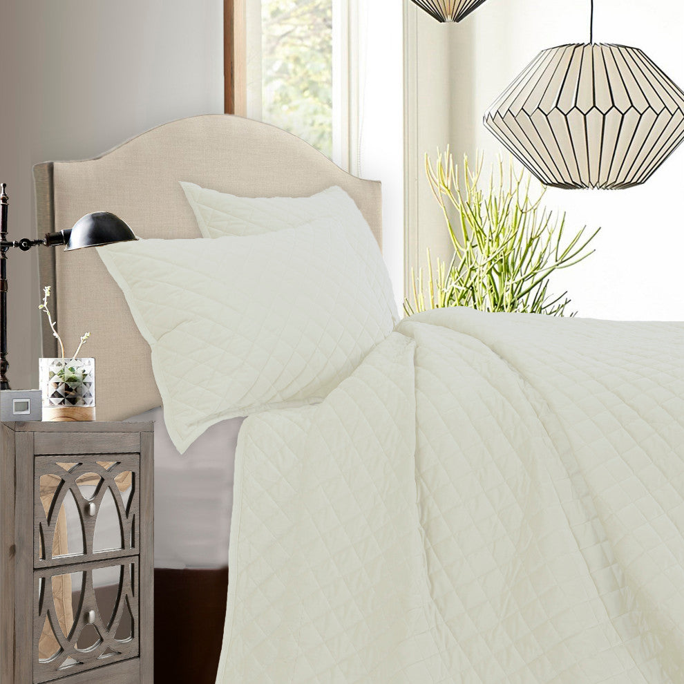 Velvet Diamond Quilt Set, Full/Queen, Cream, 3 Piece