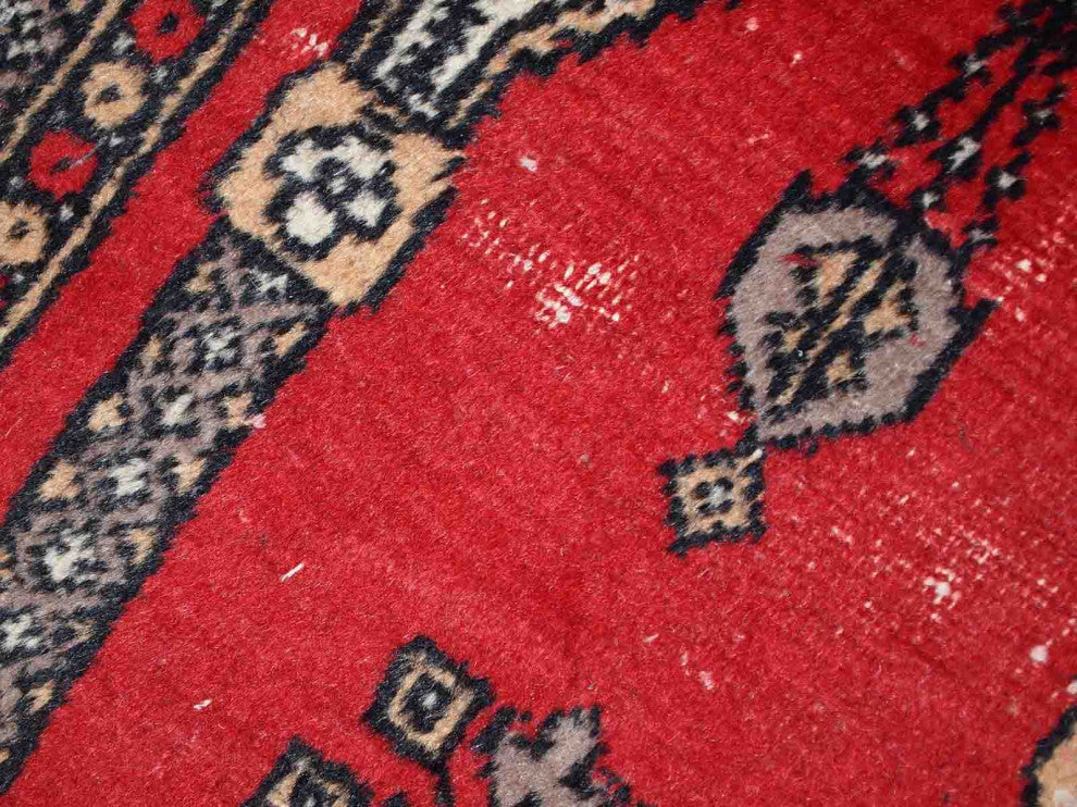 Handmade vintage Pakistani Lahore prayer rug 1.5' x 2' (46cm x 64cm) 1950s