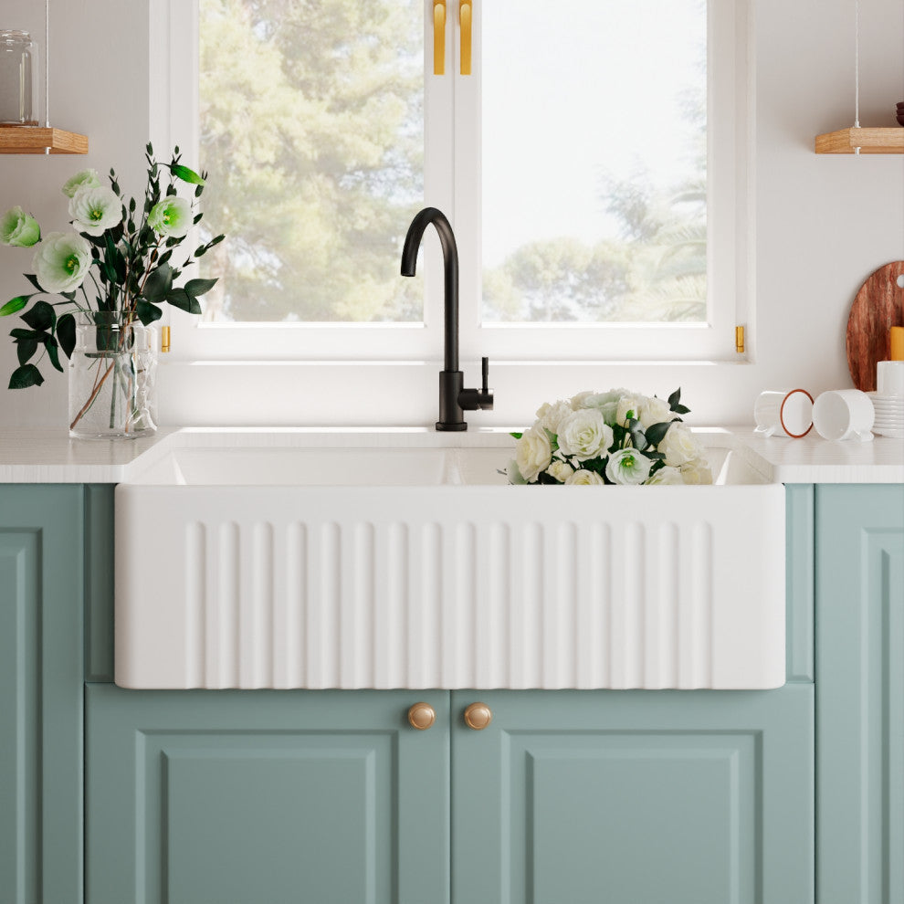 33'' x 18" White Farmhouse Ceramic Kitchen Sink,Reversible Double Bowl Sink