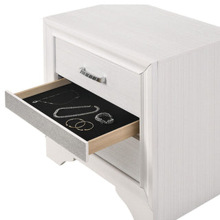 2 Drawers Wooden Nightstand, White